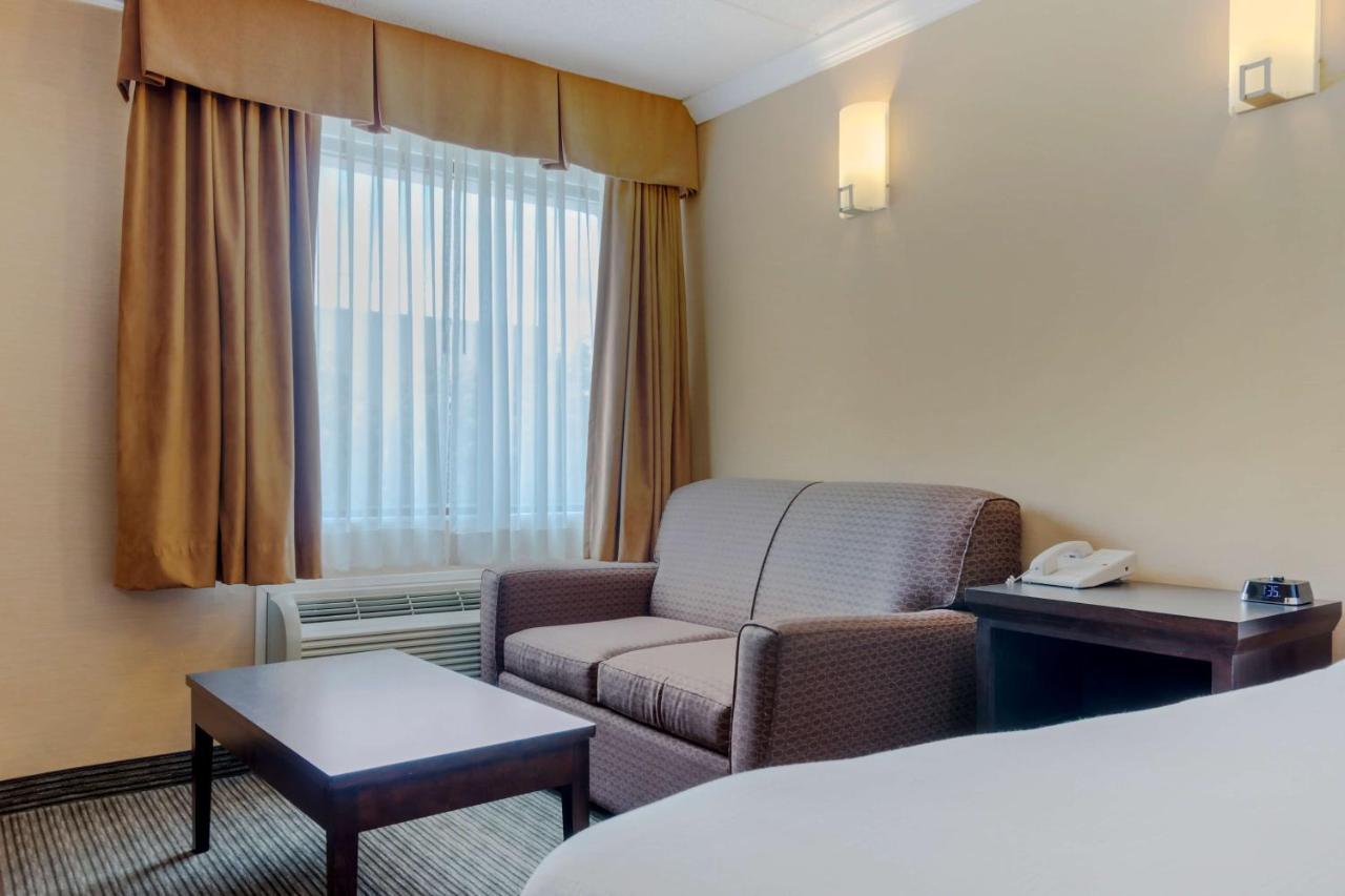 Best Western Plus Dryden Hotel And Conference Centre Dış mekan fotoğraf